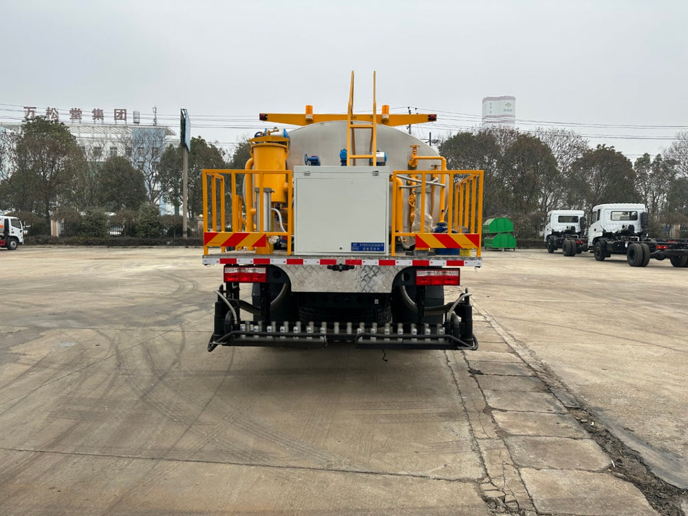 Автогудронатор DongFeng 9,5 м³ 195 л.с. на продажу