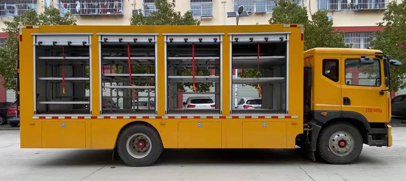 Специальный автомобиль экстренного реагирования Dongfeng Dolica D9 4×2