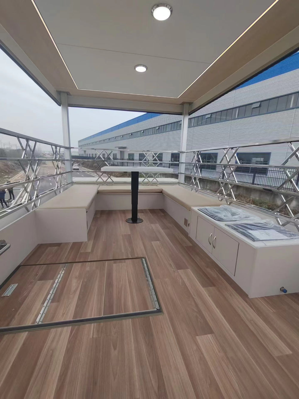 Chengli Yashutte HOWO Commander T3 Pop-Up Roof Hardcore RV
