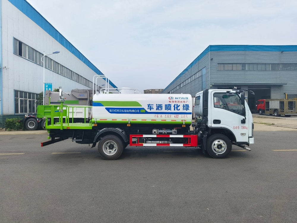 Продается поливомоечная машина DongFeng 5 м³