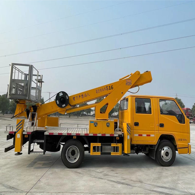 Продается автогидроподъемник JiangLing 16 метров 4x2 с телескопической стрелой.