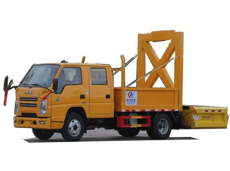 Продается противотаранный грузовик JiangLing 4x2