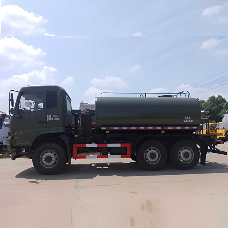 DONGFENG 6x6 10000 л поливомоечная машина Продается