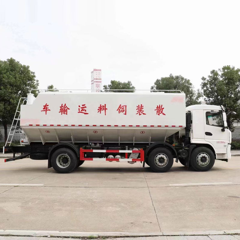 SHACMAN 6X2 31000L Кормовоз на продажу