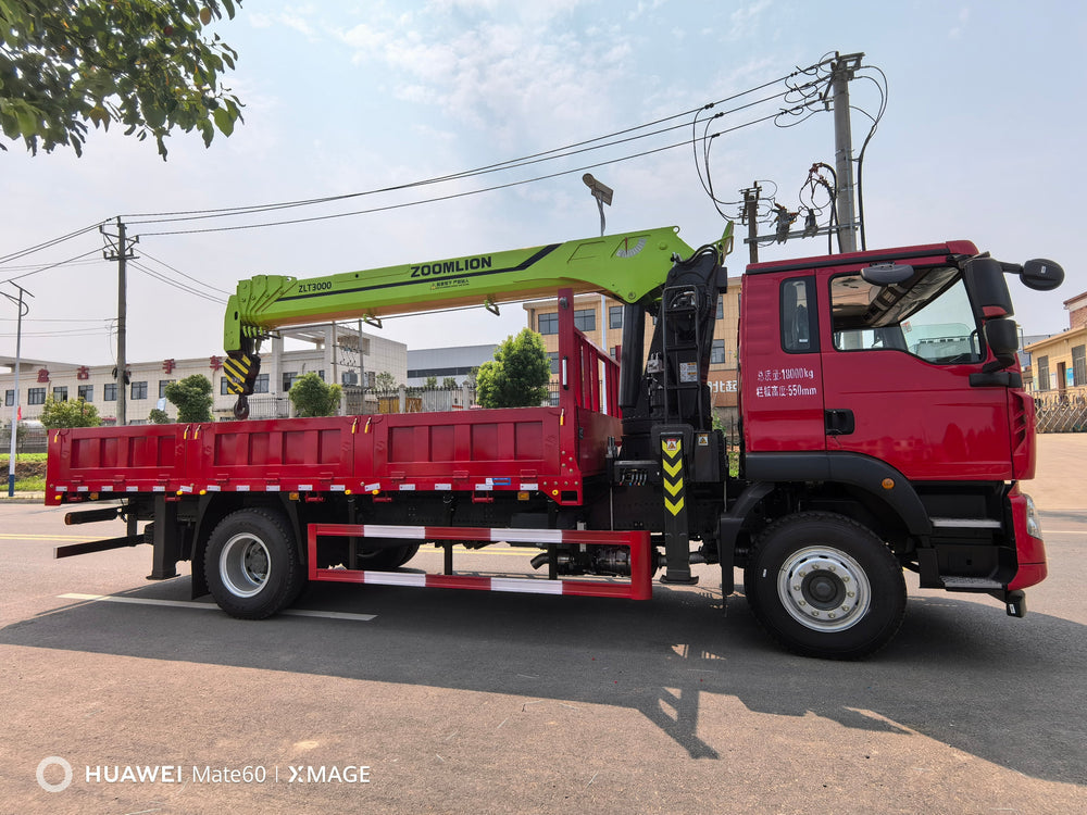 Продается автокран HOWO 4×2 ZOOMLION 8Т с телескопической стрелой