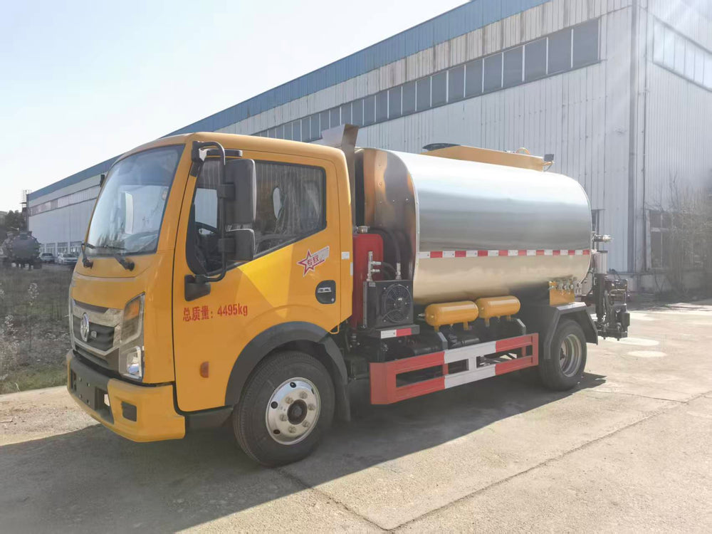 Продаётся автогудронатор DongFeng 6Т