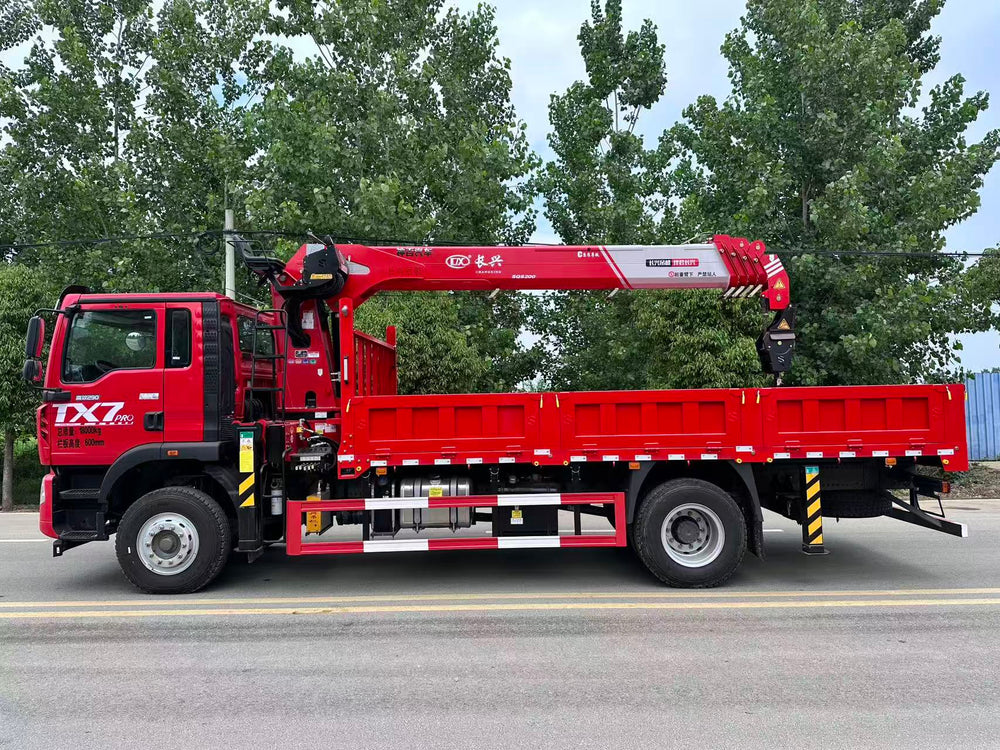 HOWO 4x2LHD Truck| City Crane Truck | 8-Ton 5-Section Boom | MAN Tech 290HP | 5.9m Cargo Box