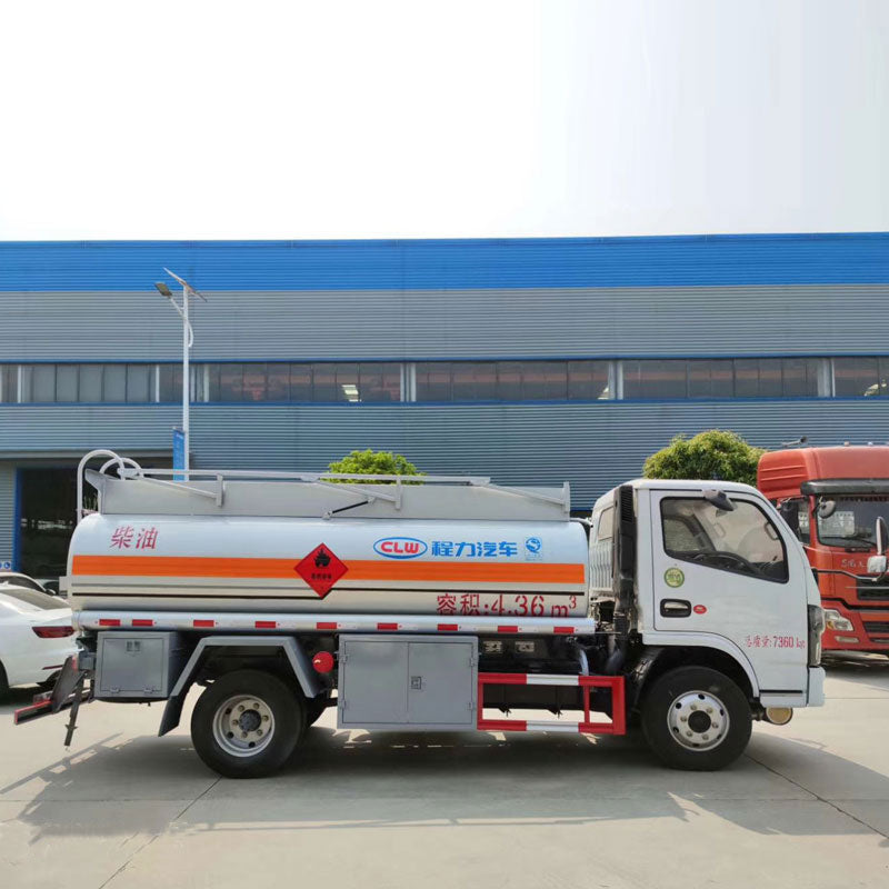Продается автоцистерна Dongfeng 4X2 4400л для перевозки нефтепродуктов