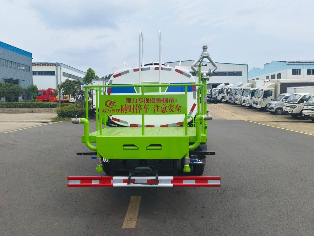 Продается поливомоечная машина DongFeng 5 м³