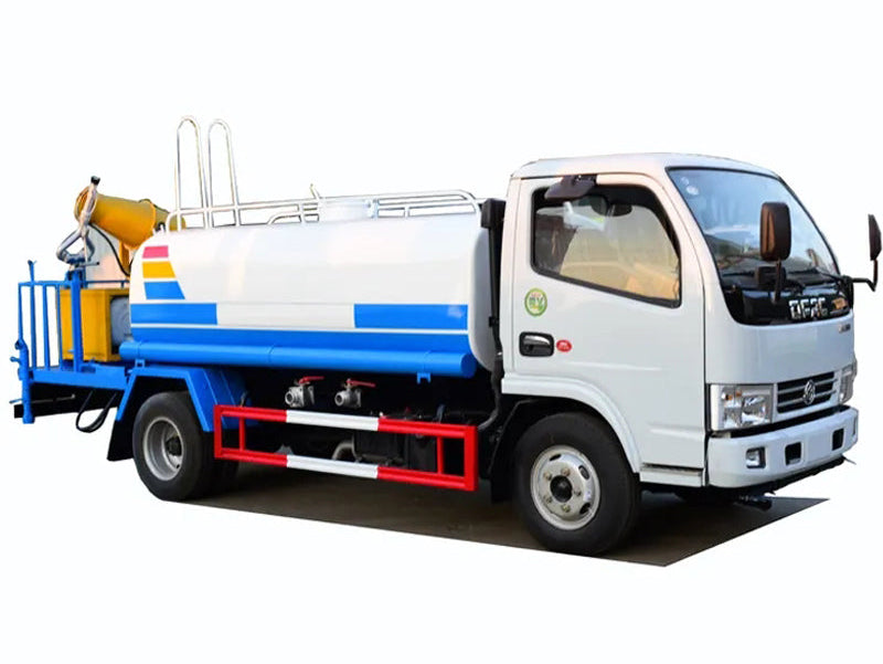 Продается поливомоечная машина Dongfeng 4X2 5000 л для борьбы с пылью