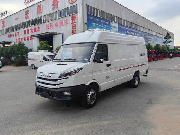 Продается новейший длиннобазный рефрижератор IVECO с высокой крышей