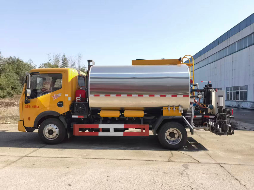 Продаётся автогудронатор DongFeng 6Т