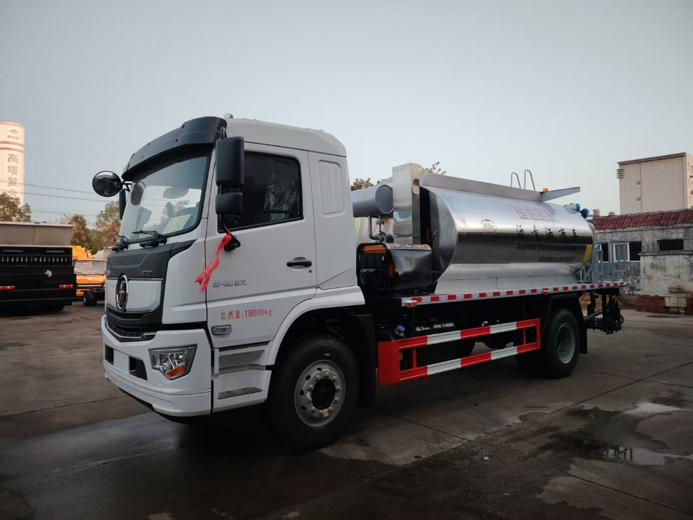 Продается автогудронатор SHACMAN 9.5м³ 240л.с.