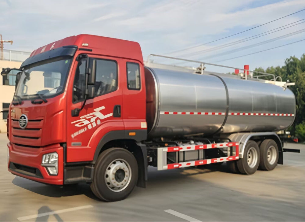FAW Jiefang large fresh milk tank truck - front three-quarter view