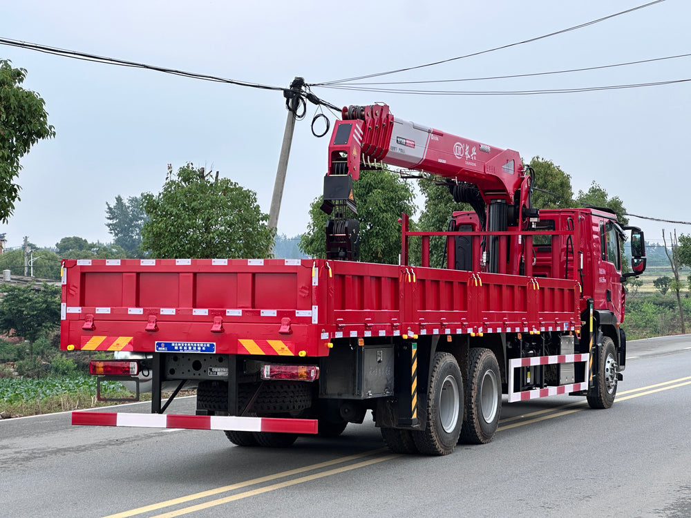 HOWO TX 6x4 Mountain Edition Crane Truck | 14-Ton 5-Section Boom | 8.4m Cargo Box | 320HP