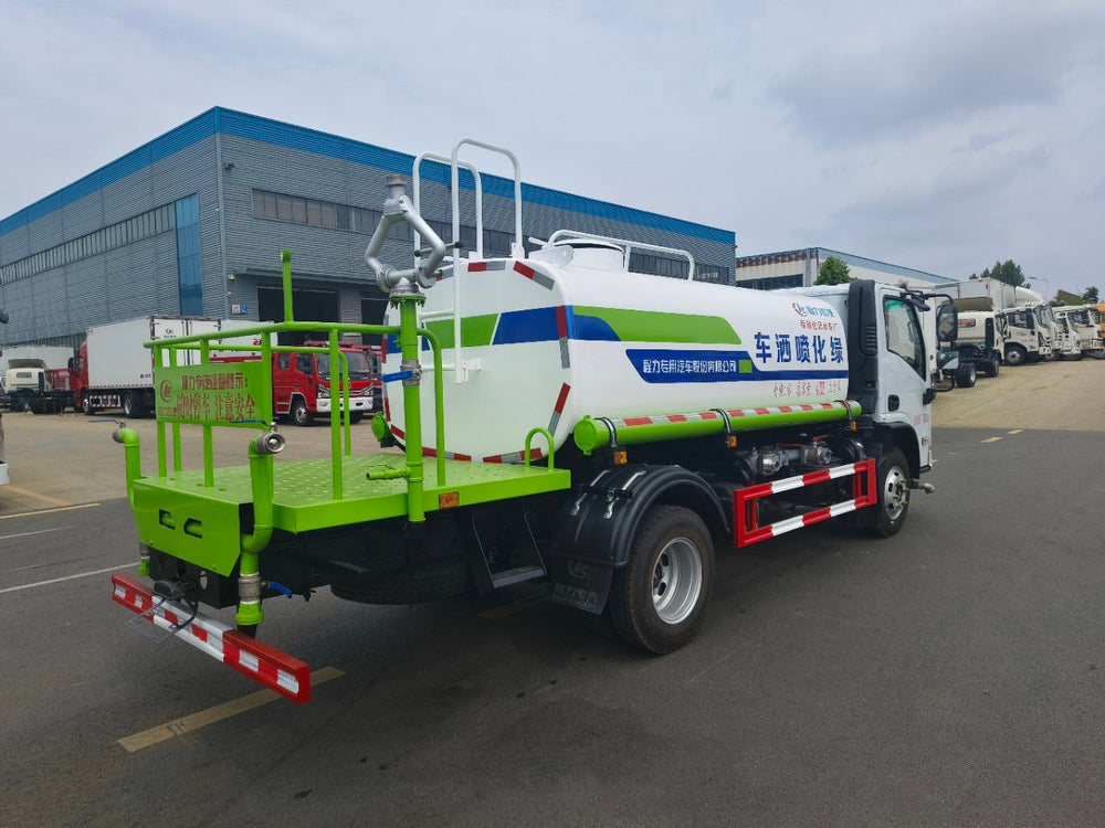Продается поливомоечная машина DongFeng 5 м³