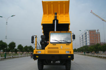 شاحنة قلابة للتعدين ذات هيكل عريض من نوع شانشي تونجلي 380 حصان 6X4