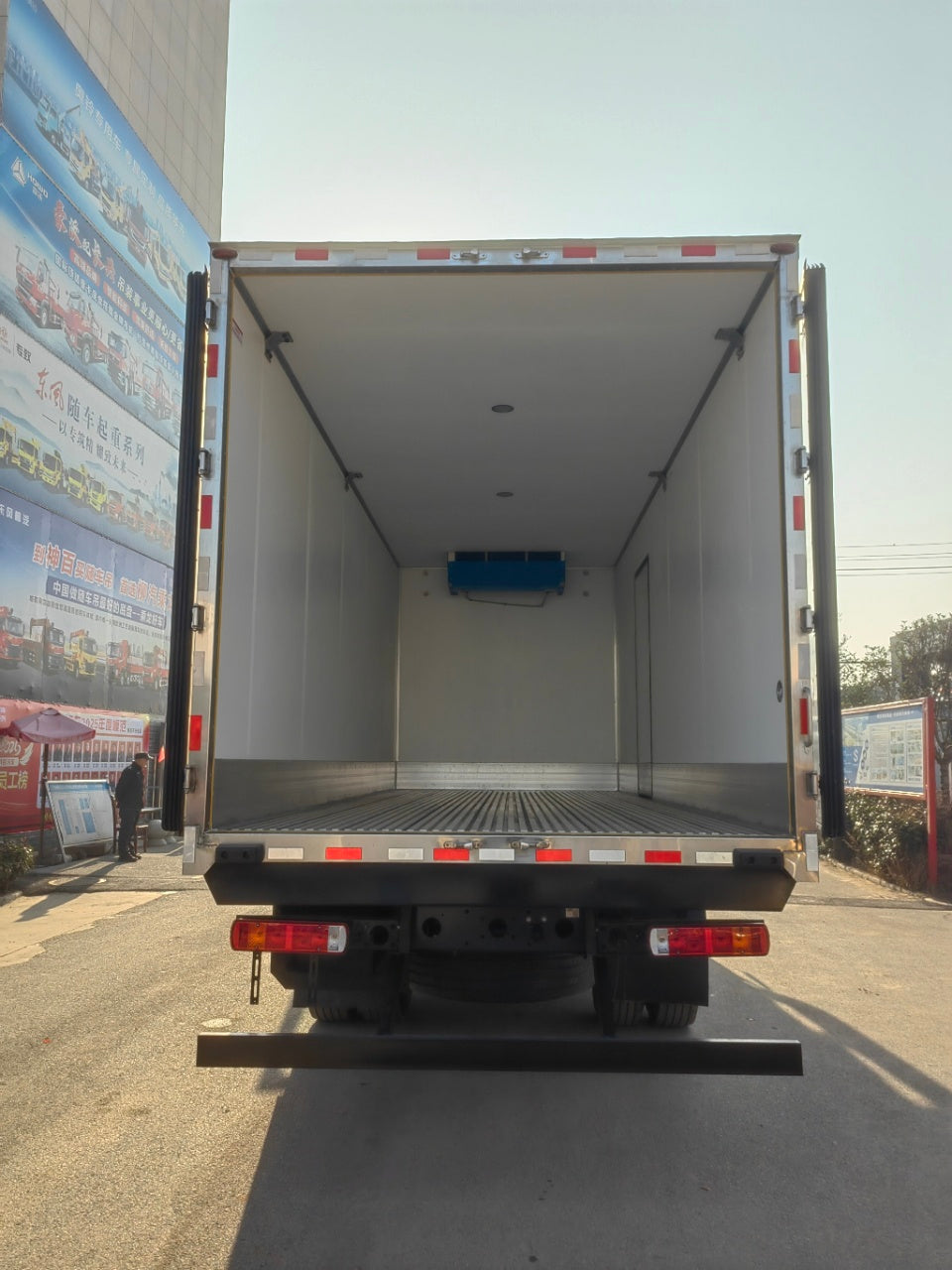 Продаётся рефрижератор FOTON 6.8m E6
