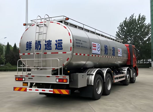 FAW Jiefang 8x4 large fresh milk express tank truck - rear three-quarter view
