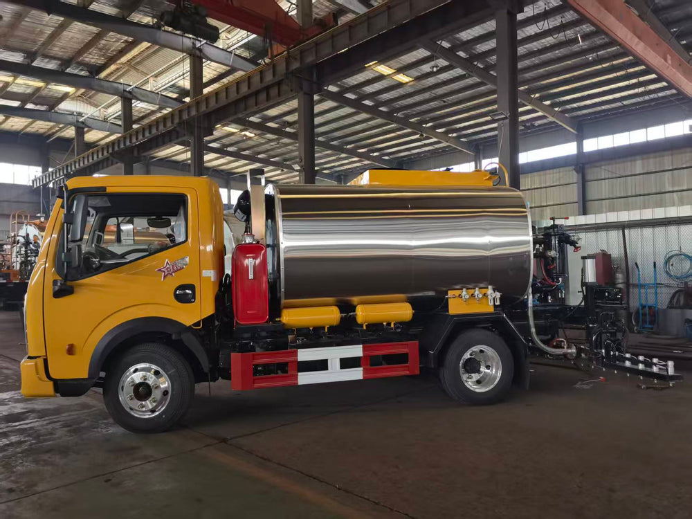Автогудронатор DongFeng 5T в продаже