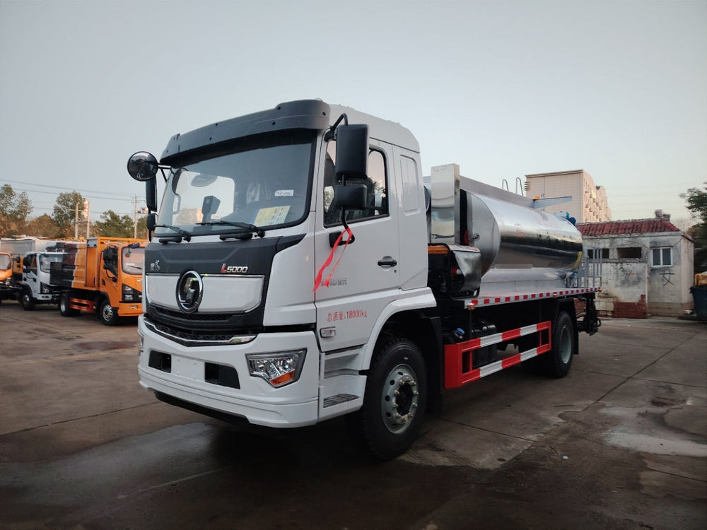 Продается автогудронатор SHACMAN 9.5м³ 240л.с.